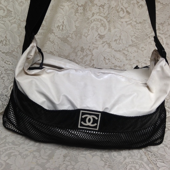 (SOLD) Chanel White-Black Large Weekend -Beach SBag-CB - Picture 2 of 16